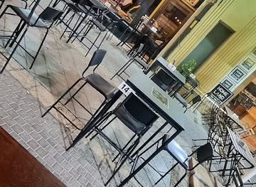 israel/haifa/bar/el-profesor