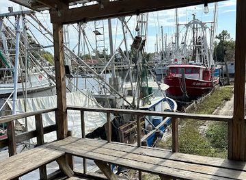 alabama/dauphin-island/bar/rodnokers-hannah-s-kitchen