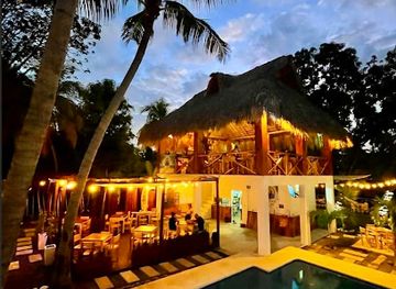 el-salvador/la-libertad/bar/the-beach-break-hotel-and-sports-bar