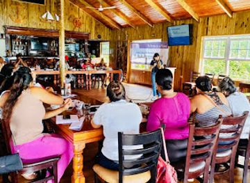 guatemala/livingston/bar/hotel-y-restaurant-happy-fish