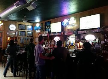 wisconsin/blue-hills/bar/klopp-s-fifth-avenue-bar