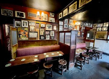 ireland/dublin/merrion-square/bar/o-donoghues-bar