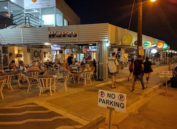 cyprus/protaras/bar/waves-cocktail-bar