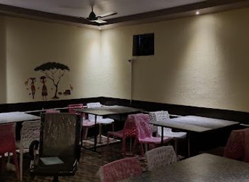 india/eastern-ghats/bar/happy-restaurant-and-bar