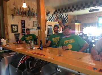maine/lincoln-county/bar/the-cubbyhole-sports-pub