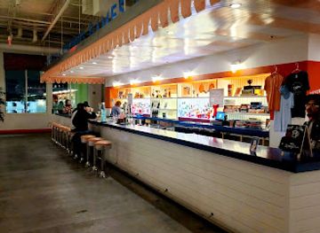 virginia/virginia-beach/bar/beachside-social