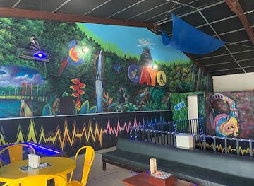 belize/san-ignacio/bar/level-up-barcade