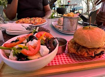 botswana/kalahari-desert/bar/the-patio-cafe-deli