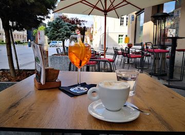slovenia/sava/bar/opera-bar