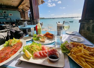 mauritius/agalega/bar/beach-house-restaurant-bar