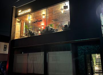 japan/mikawa/bar/bar-backyard-second