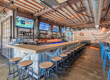 california/la-jolla/bar/nautilus-tavern