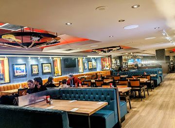 canada/yukon/bar/hard-rock-cafe