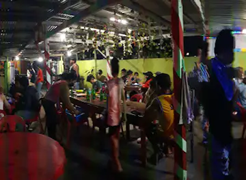 Lola BB's Bbq House