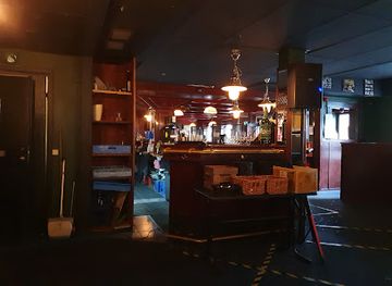 sweden/vastergotland/bar/henriksberg
