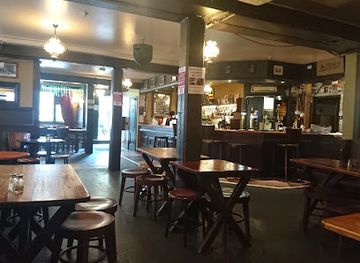 new-zealand/auckland/newmarket/bar/the-claddagh-irish-pub