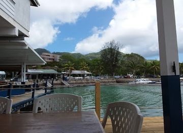 seychelles/ile-moyenne/bar/marine-chartered-association