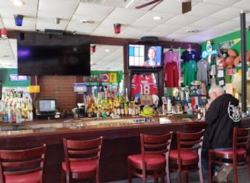 illinois/illinois-beach-state-park/bar/timeout-sports-pub