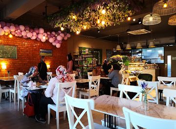 brunei/jerudong/bar/serenity