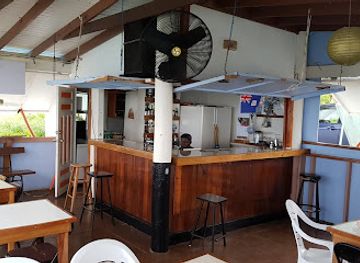 anguilla/south-hill/bar/unique-bar-grill