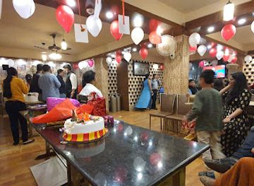 india/lucknow/charbagh/bar/the-pacific-hut-family-restaurants-in-lucknow