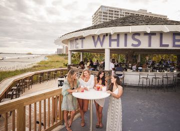 south-carolina/sea-islands/bar/wet-whistle-pool-bar