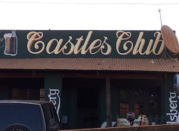 malawi/viphya-mountains/bar/castles-pub