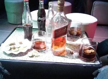 cote-d-ivoire/abidjan/yopougon/bar/selfie-bar