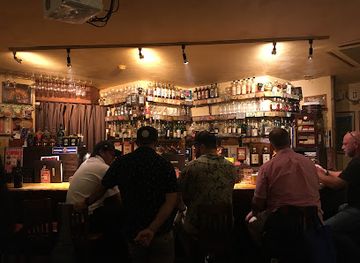 japan/okinawa/bar/i-s-public-ale-house