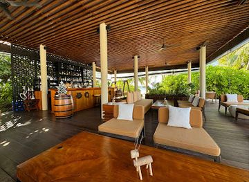 maldives/huvadhoo-atoll/bar/the-bar-at-park-hyatt-maldives-hadahaa