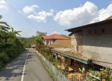 indonesia/tana-toraja/bar/warung-ballo-balap