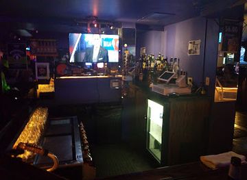 ohio/cuyahoga-valley-national-park/bar/mickey-s-in-the-valley