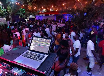 haiti/centre/bar/smart-bar