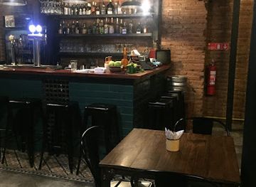 chile/valparaiso-region/bar/bar-industrial