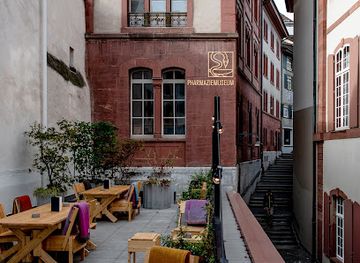 switzerland/basel/old-town/bar/kuni-gunde