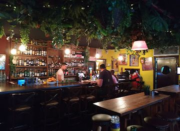 israel/tel-aviv-district/bar/shuffle-bar