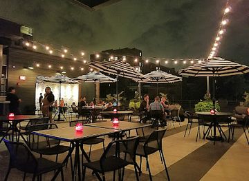 illinois/evanston/bar/five-dime