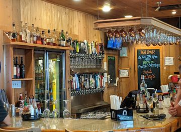 florida/santa-fe-river/bar/back-40-urban-fresh