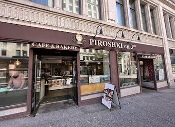 alaska/arctic-alaska/bar/pinoyshki-bakery-cafe-bar