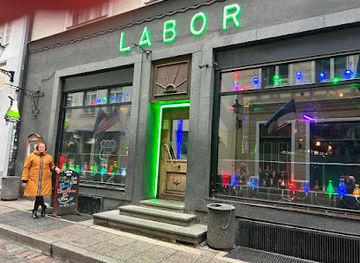 estonia/tallinn/bar/labor-baar