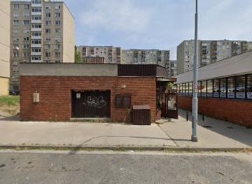 hungary/tatabanya/bar/szivacs-sorozo