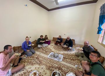 oman/jebel-akhdar/bar/traditional-omani-meals-and-coffee