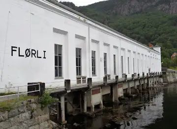 Flørli Cafe