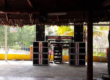 panama/guna-yala/bar/la-ermita