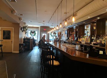 connecticut/mystic-seaport/bar/chapter-one-food-and-drink-mystic-ct