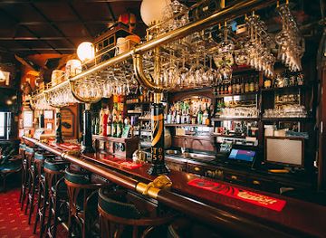 slovenia/ljubljana/bar/corner-pub