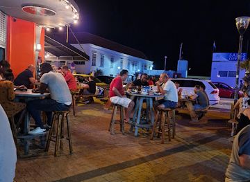 curacao/punda/bar/cafe-de-tijd