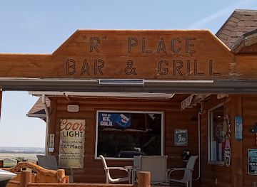 wyoming/devils-tower-national-monument/bar/r-place-bar-and-grill