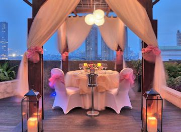 indonesia/jakarta/bar/skypool-bar-cafe