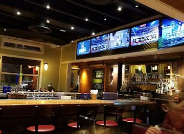 arkansas/jonesboro/bar/chili-s-grill-bar